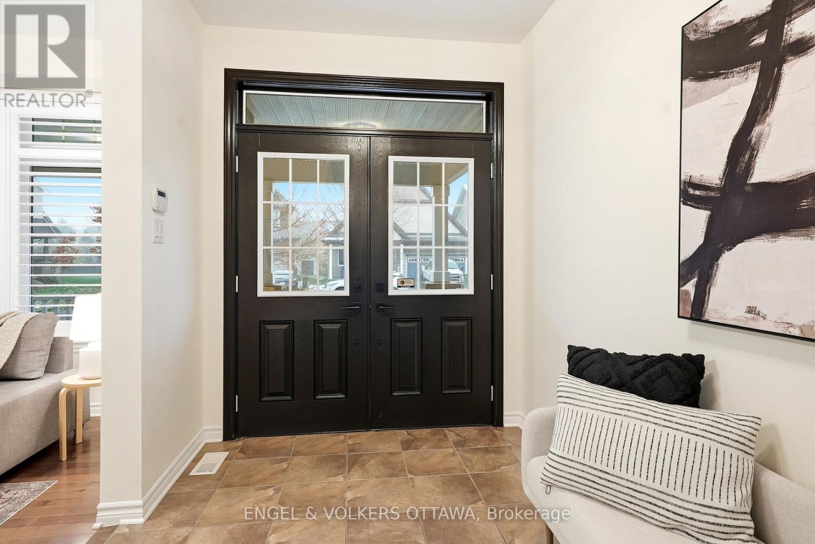 517 Golden Sedge Way