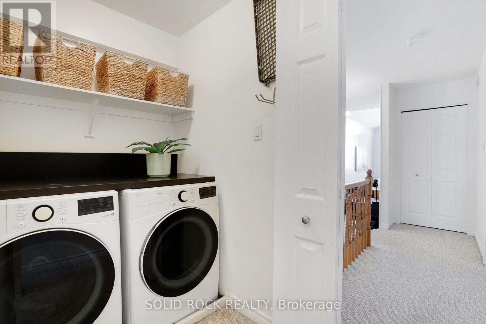 62 Evelyn Powers Private N