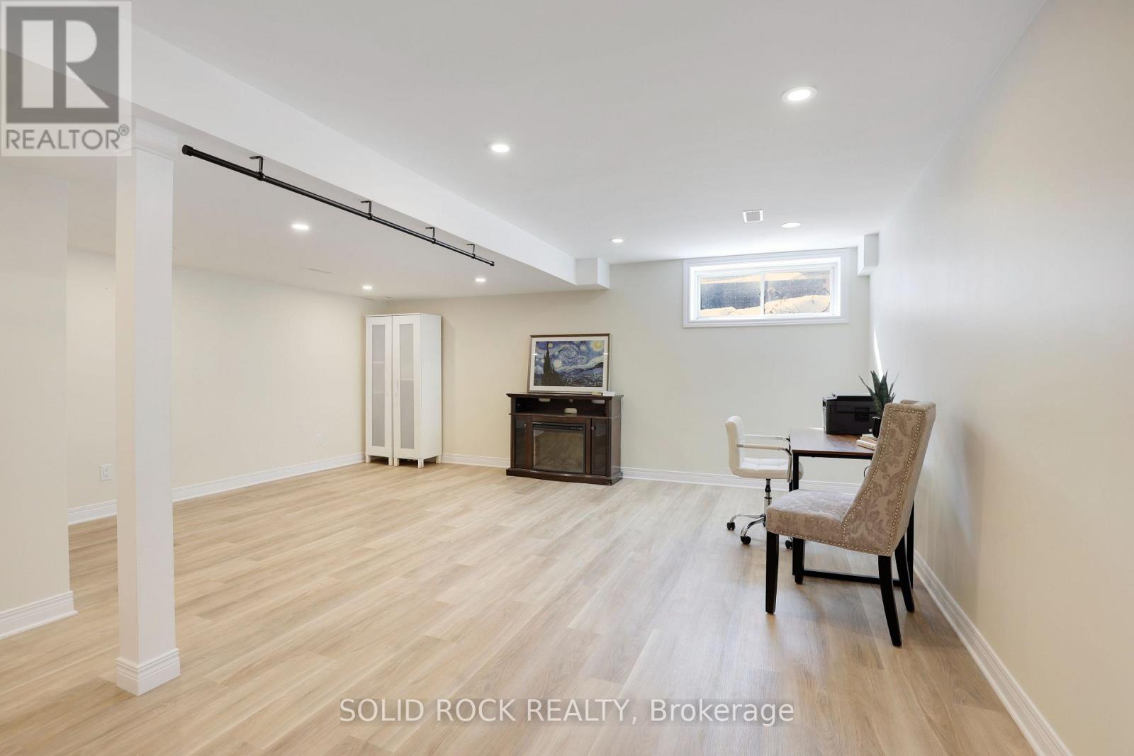 62 Evelyn Powers Private N