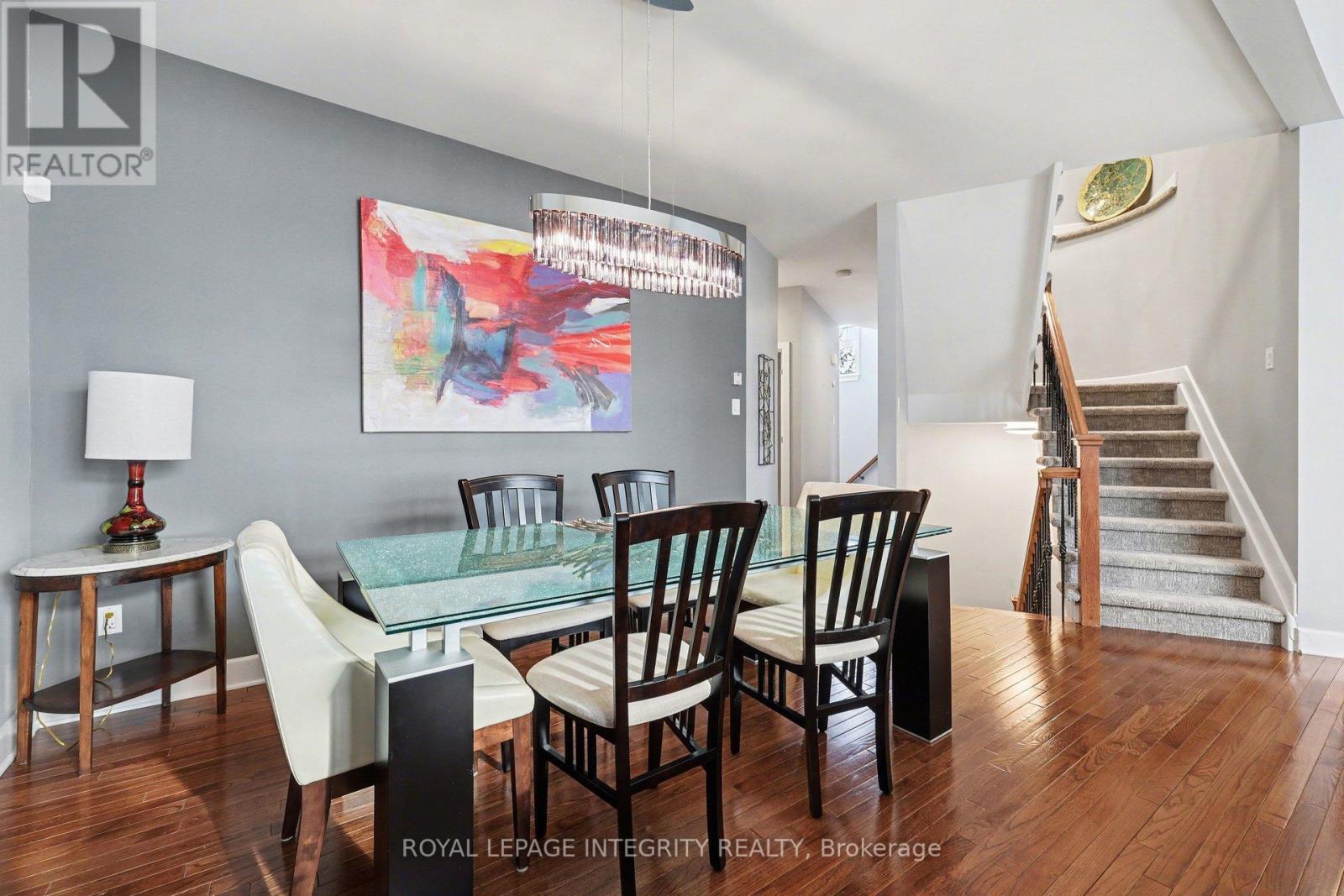 15 Marsh Sparrow Private