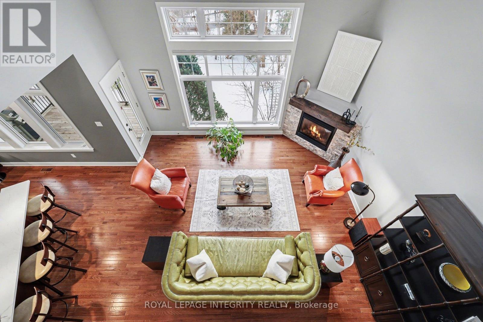 15 Marsh Sparrow Private