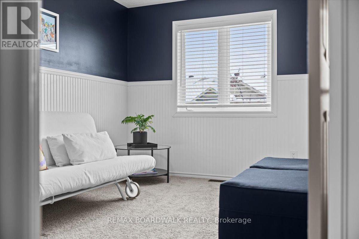 265 Parkrose Private