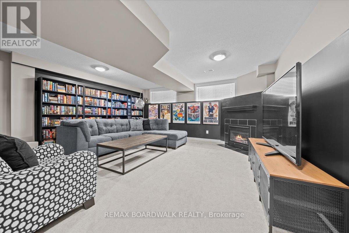 265 Parkrose Private