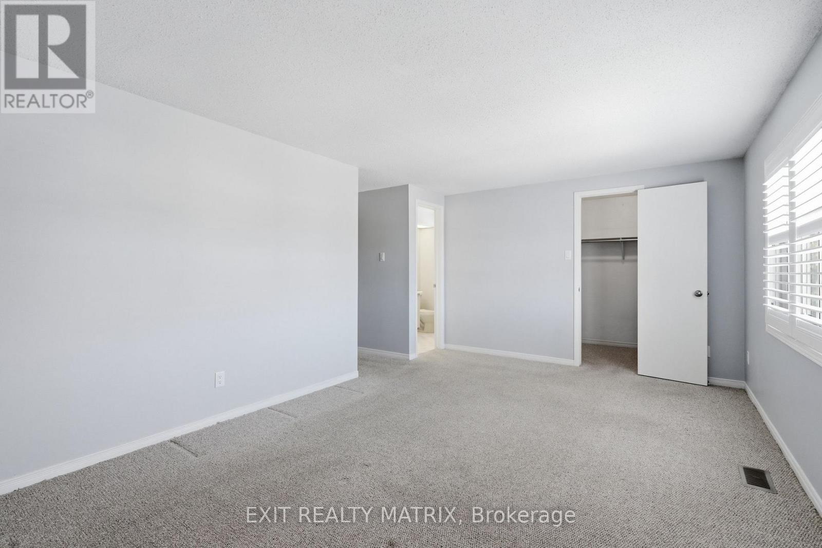 57 Rosegarden Crescent