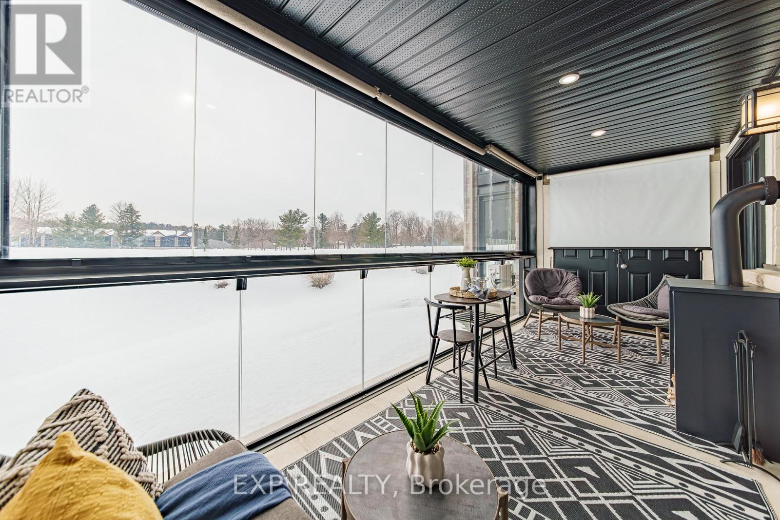 1101 - 310 Masters Lane