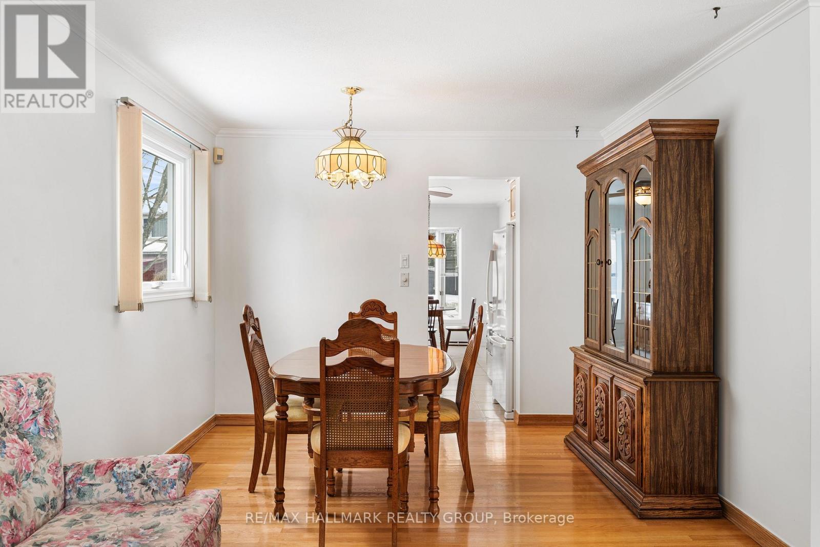 1177 St Moritz Crescent N