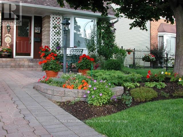 1177 St Moritz Crescent N