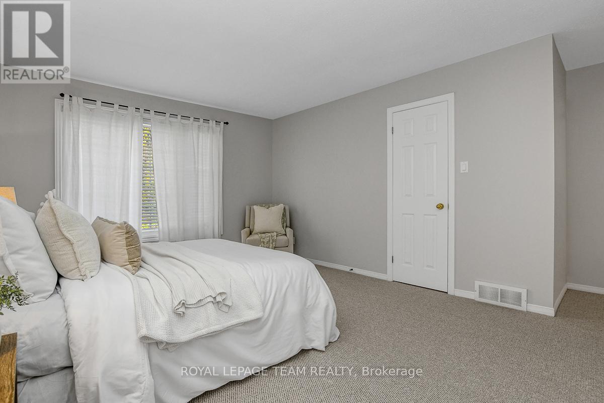 58 Grand Harbour Court