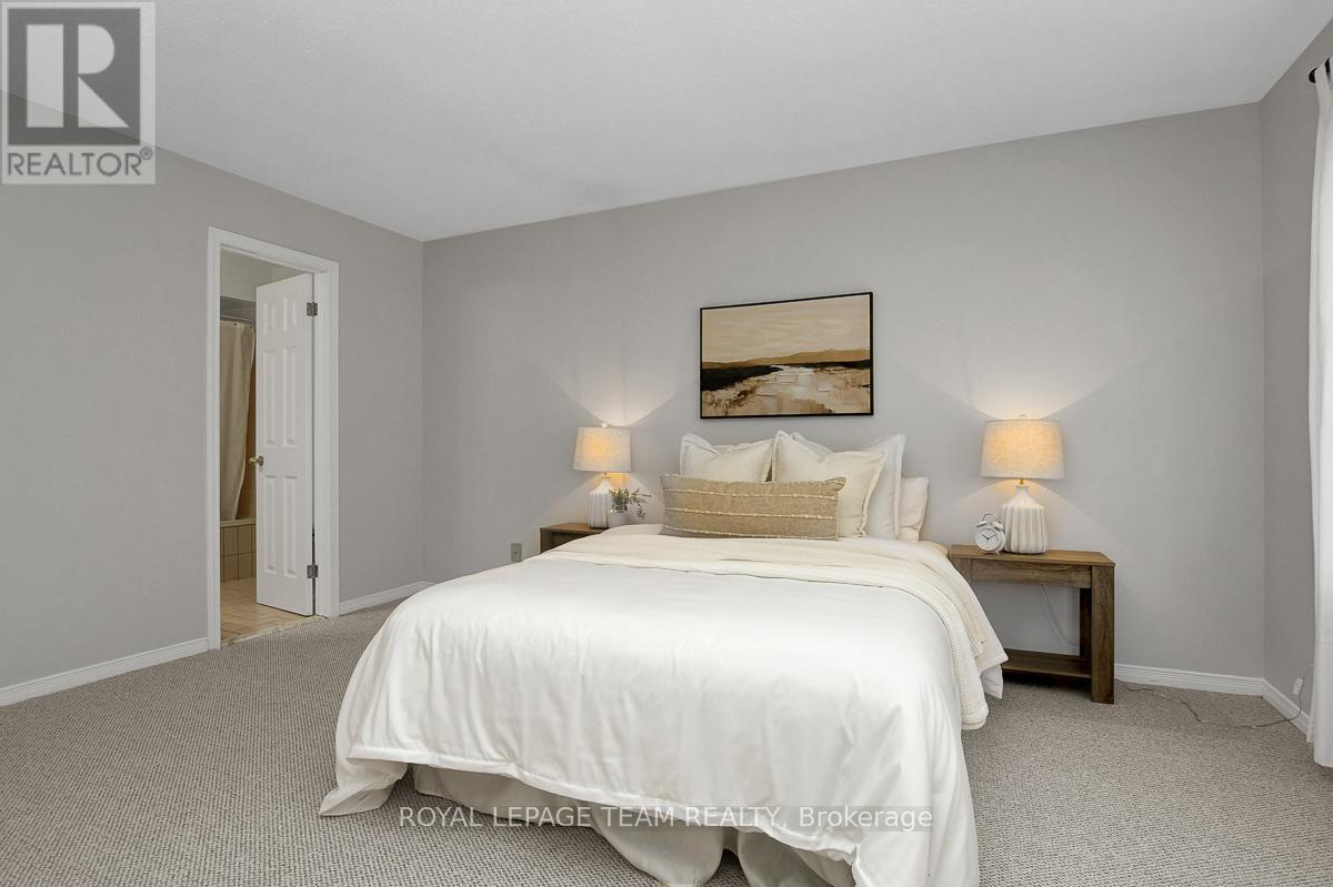 58 Grand Harbour Court