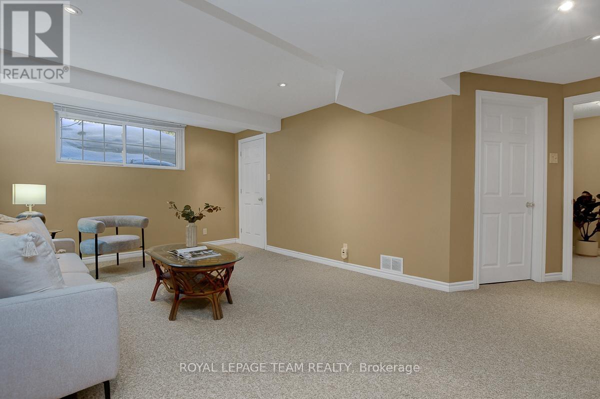 58 Grand Harbour Court