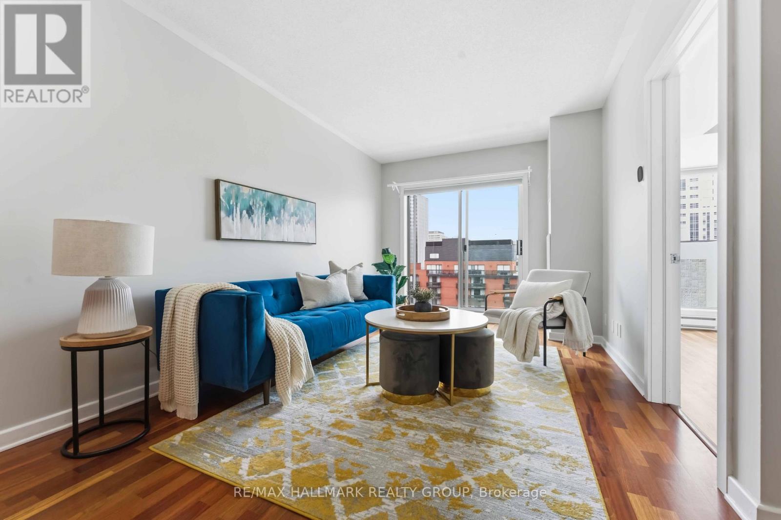 1106 - 138 Somerset Street W