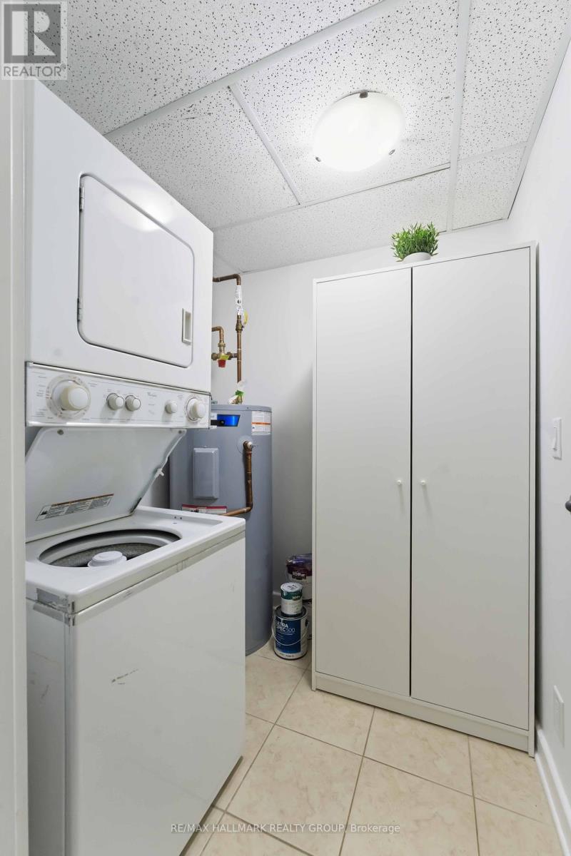 1106 - 138 Somerset Street W