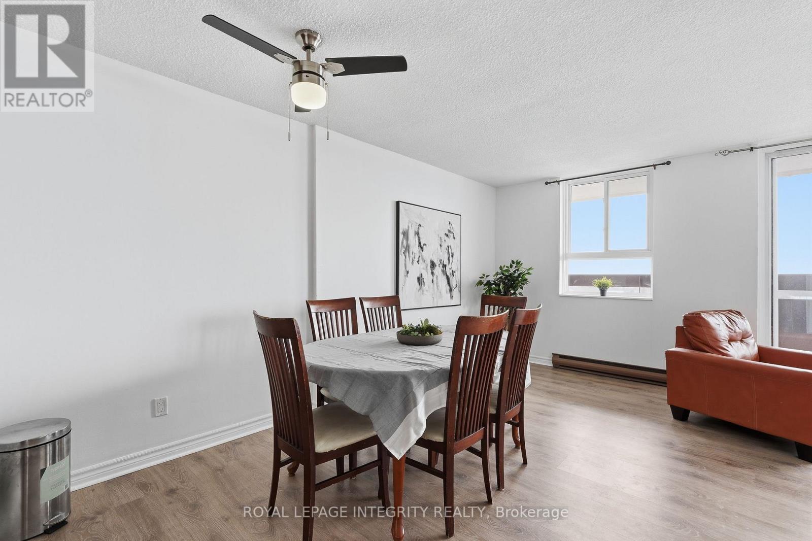 1110 - 2000 Jasmine Crescent