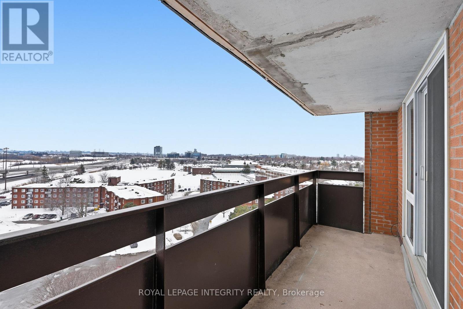 1110 - 2000 Jasmine Crescent