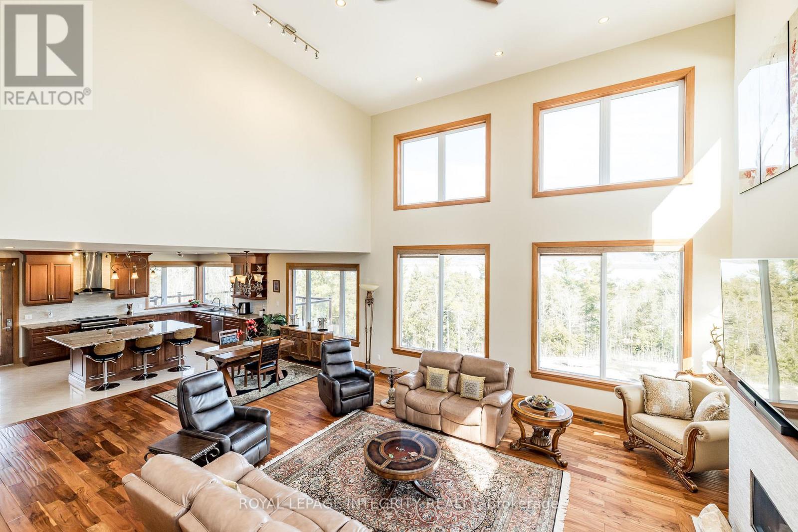 3052 Stoneridge Road