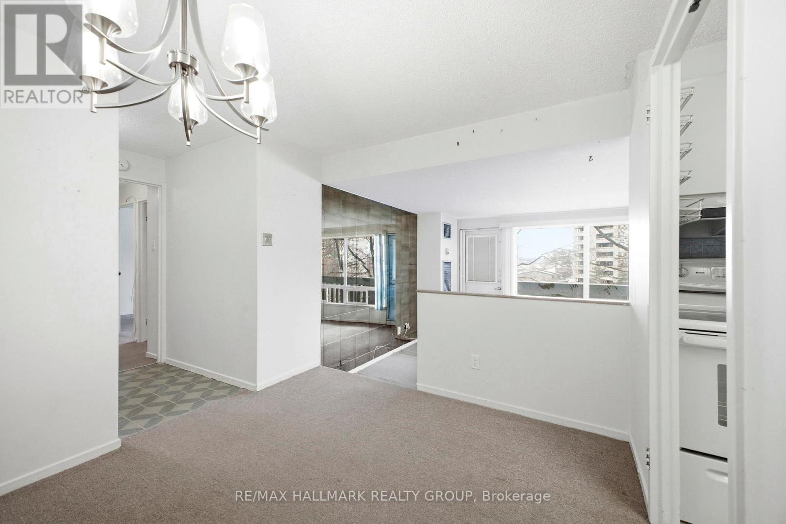 315 - 1100 Ambleside Drive