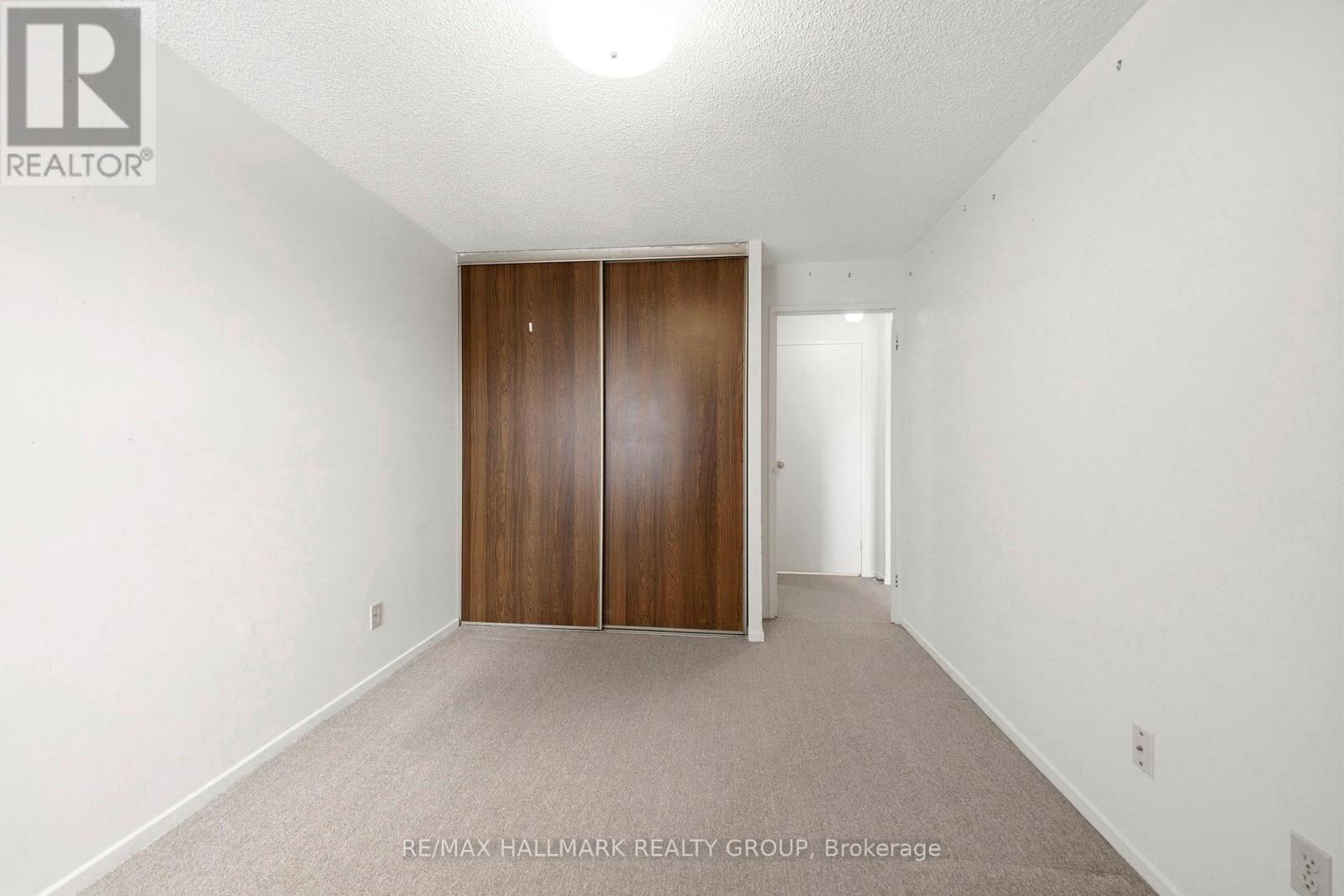 315 - 1100 Ambleside Drive