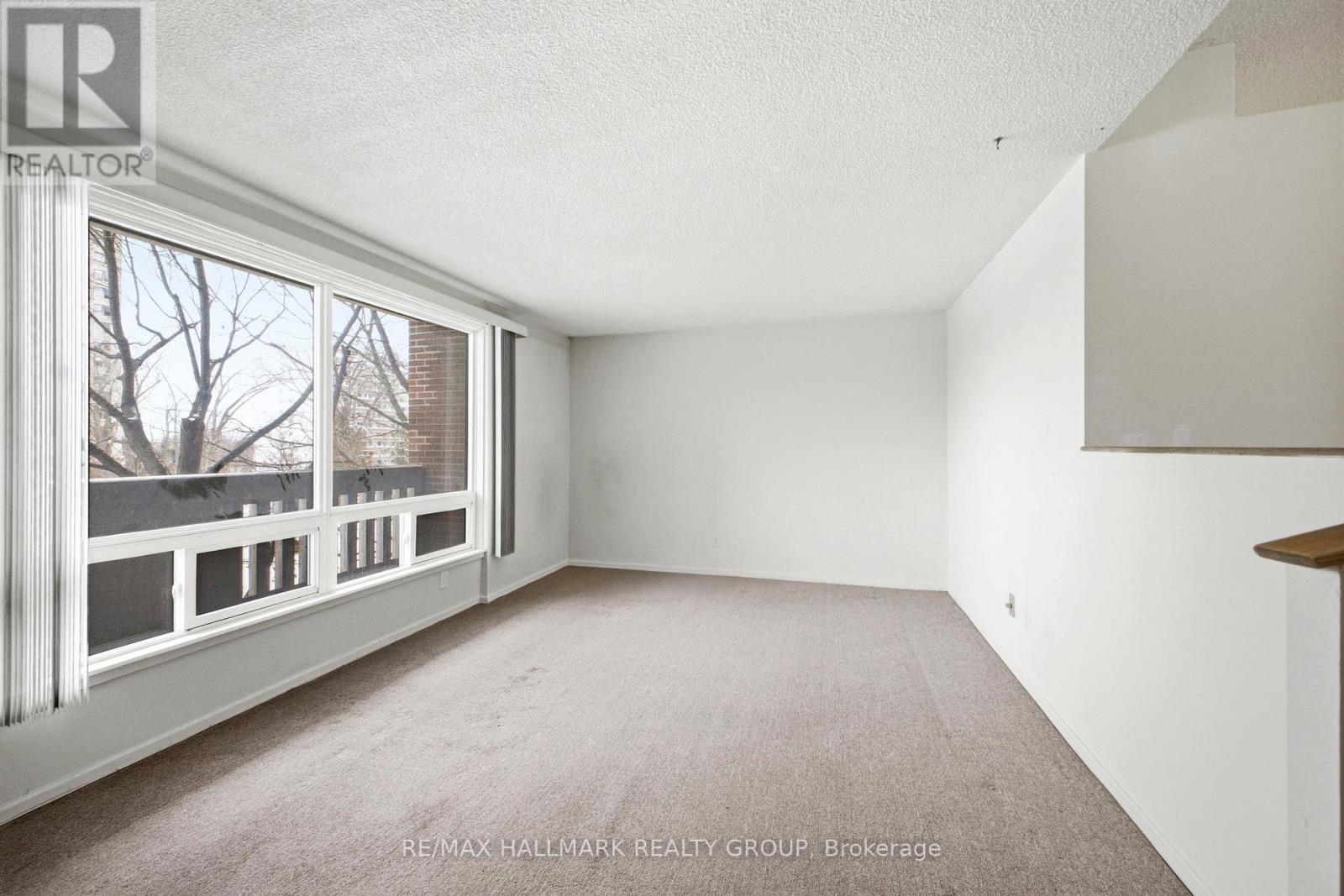 315 - 1100 Ambleside Drive