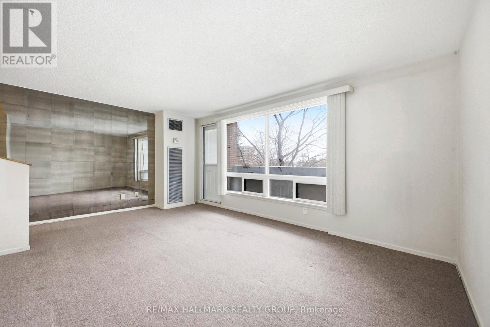 315 - 1100 Ambleside Drive