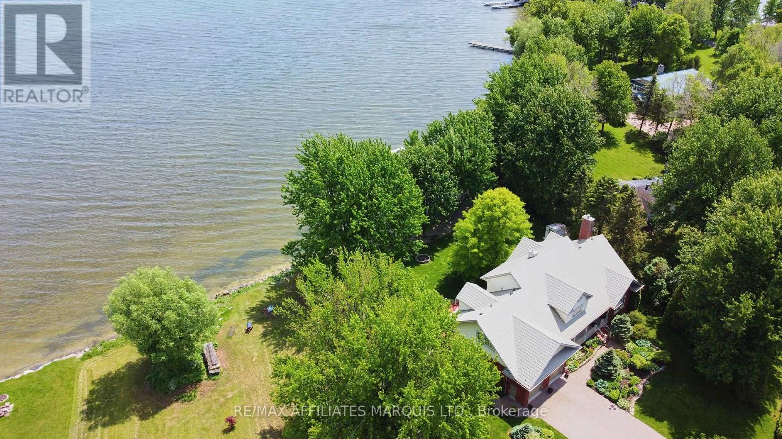 20562 Old Montreal Road