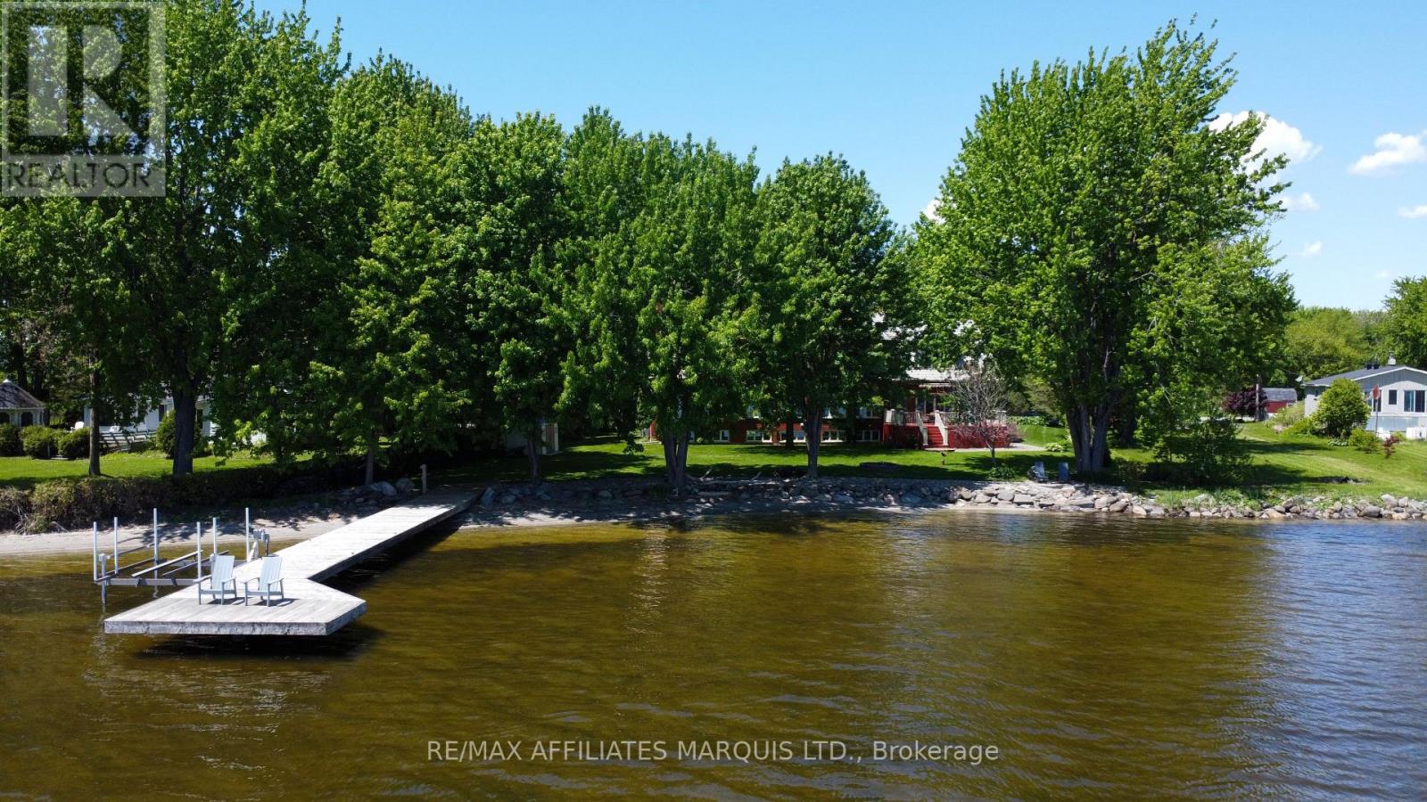 20562 Old Montreal Road