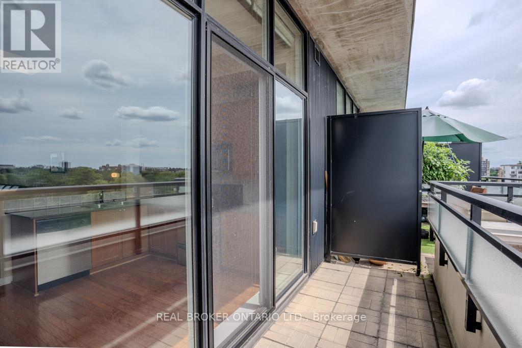 604 - 150 Caroline Avenue N