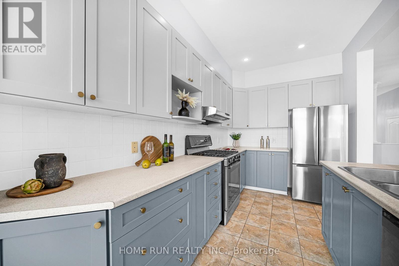 1007 Grapefern Terrace