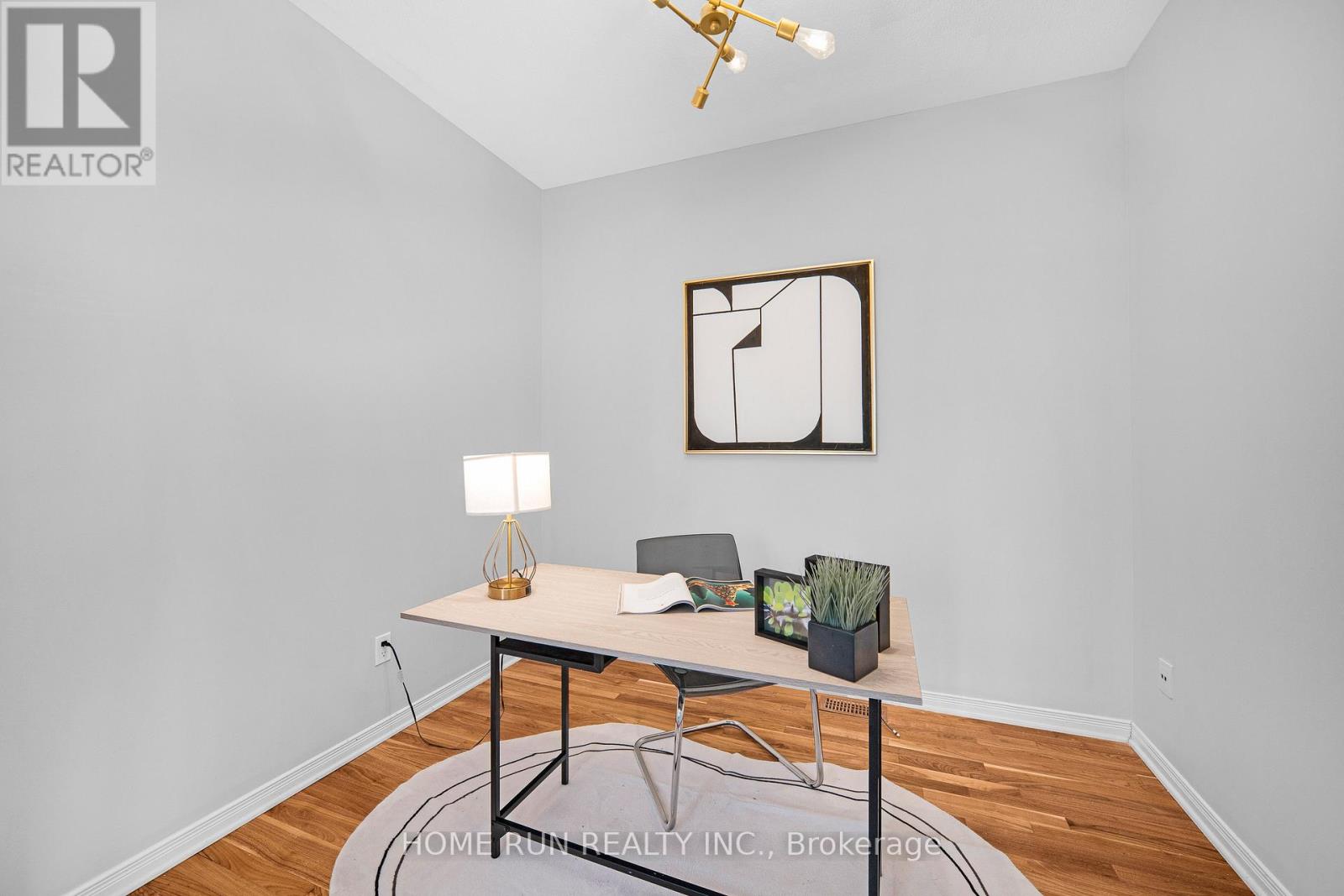 1007 Grapefern Terrace