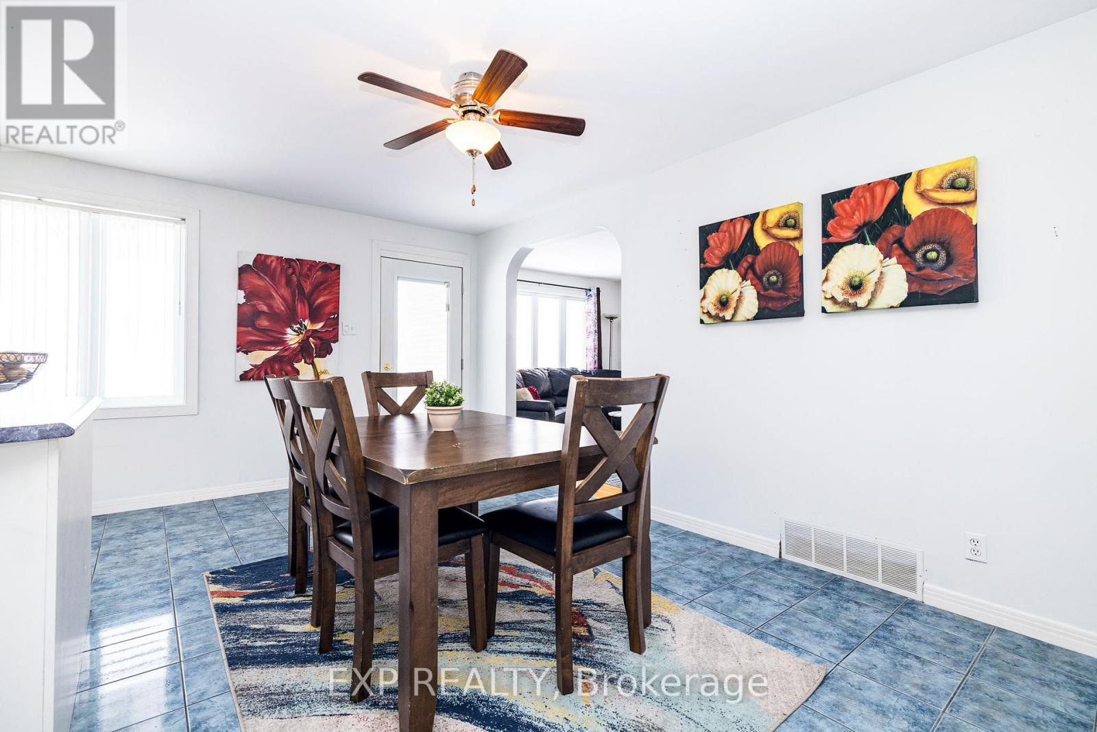 1052 Notre Dame Street