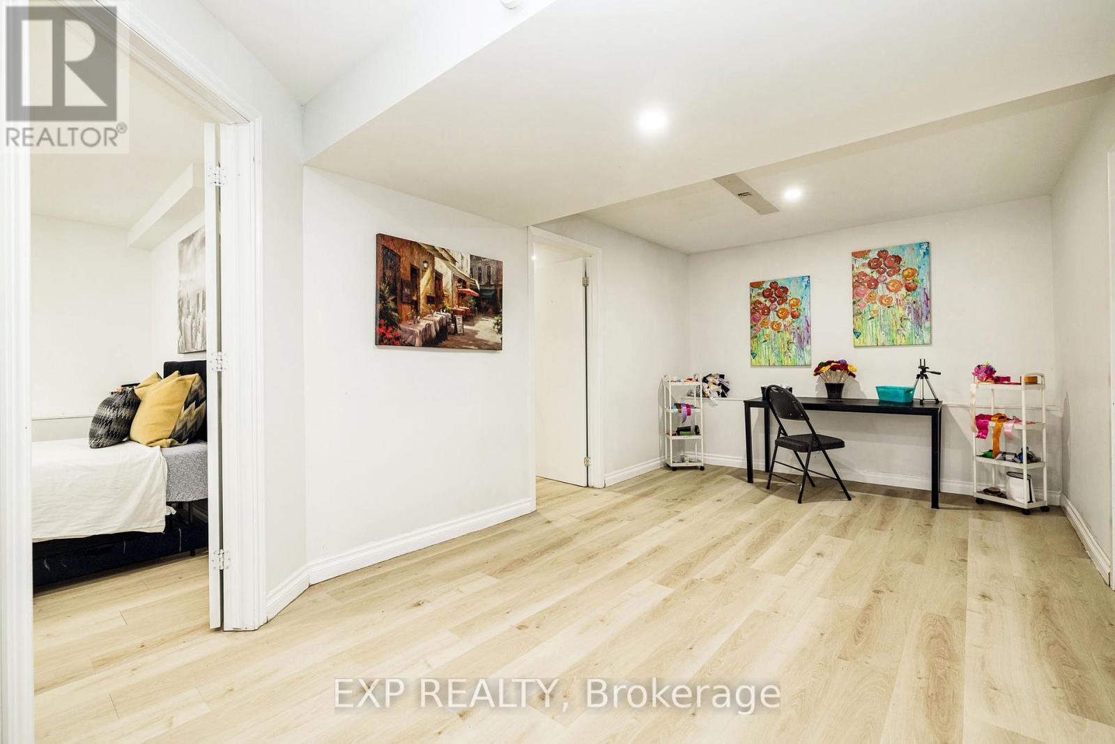 1052 Notre Dame Street