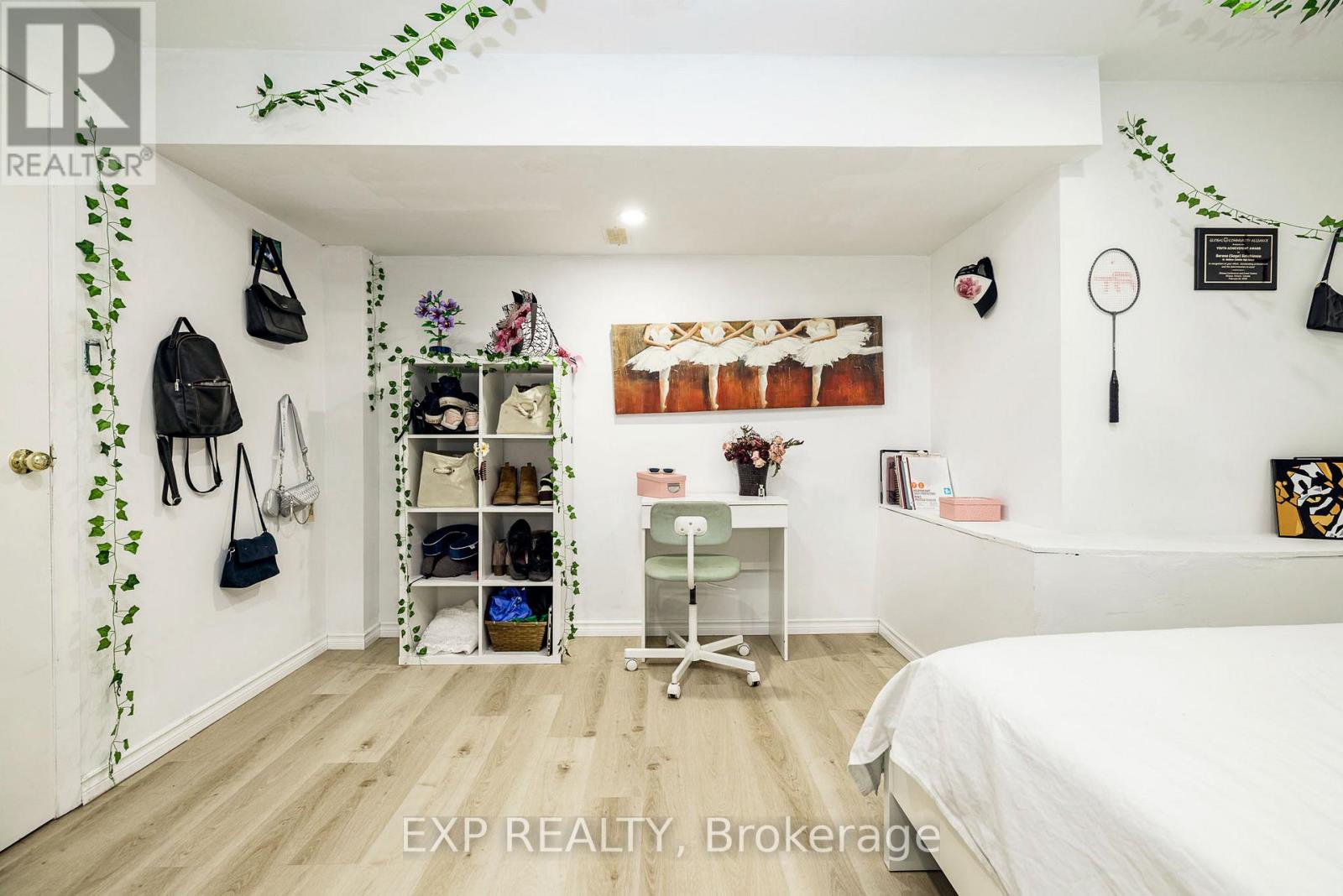 1052 Notre Dame Street