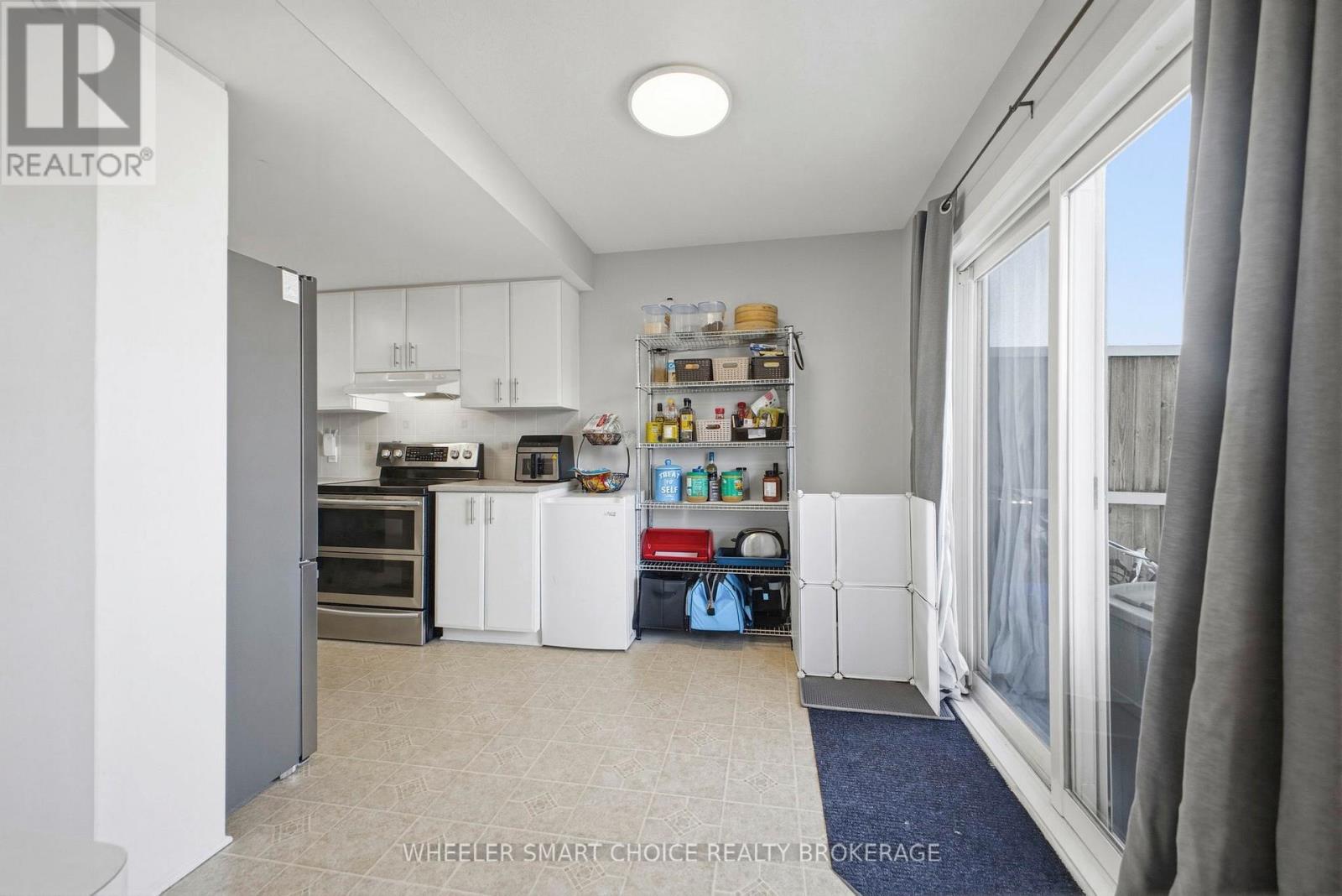 11 - 432 Hillsboro Private