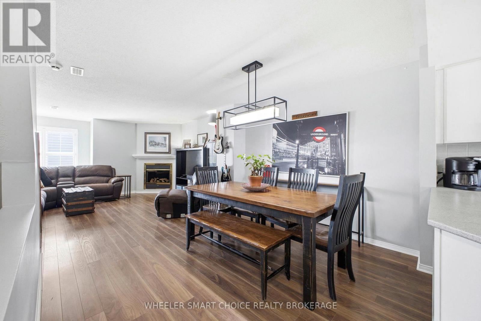 11 - 432 Hillsboro Private