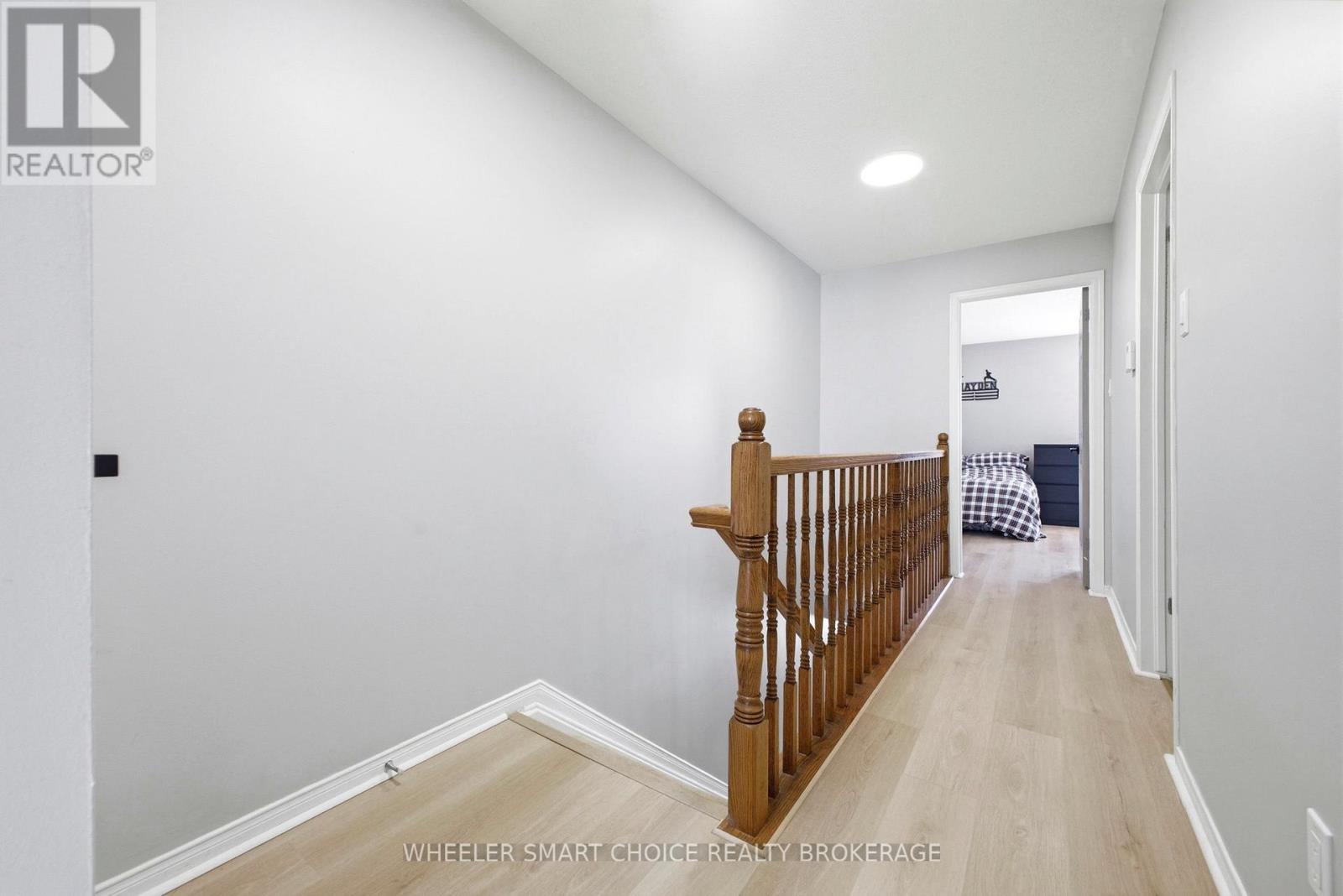 11 - 432 Hillsboro Private