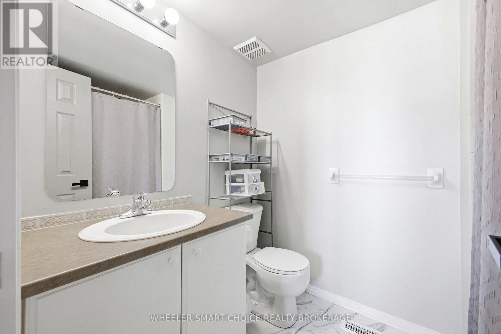 11 - 432 Hillsboro Private