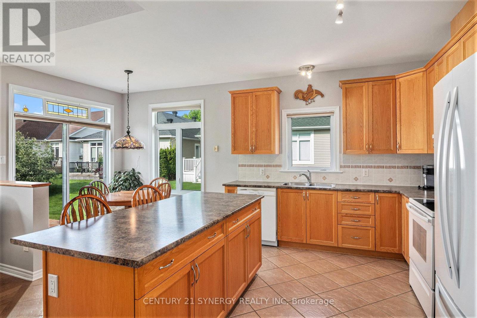 852 Swallowtail Crescent