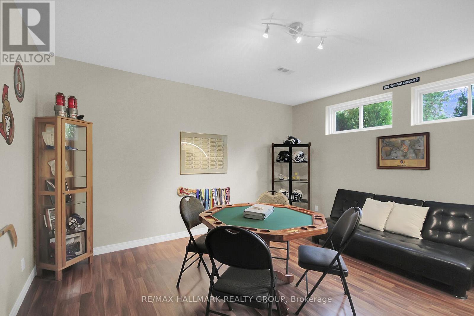 13 Beechgrove Gardens