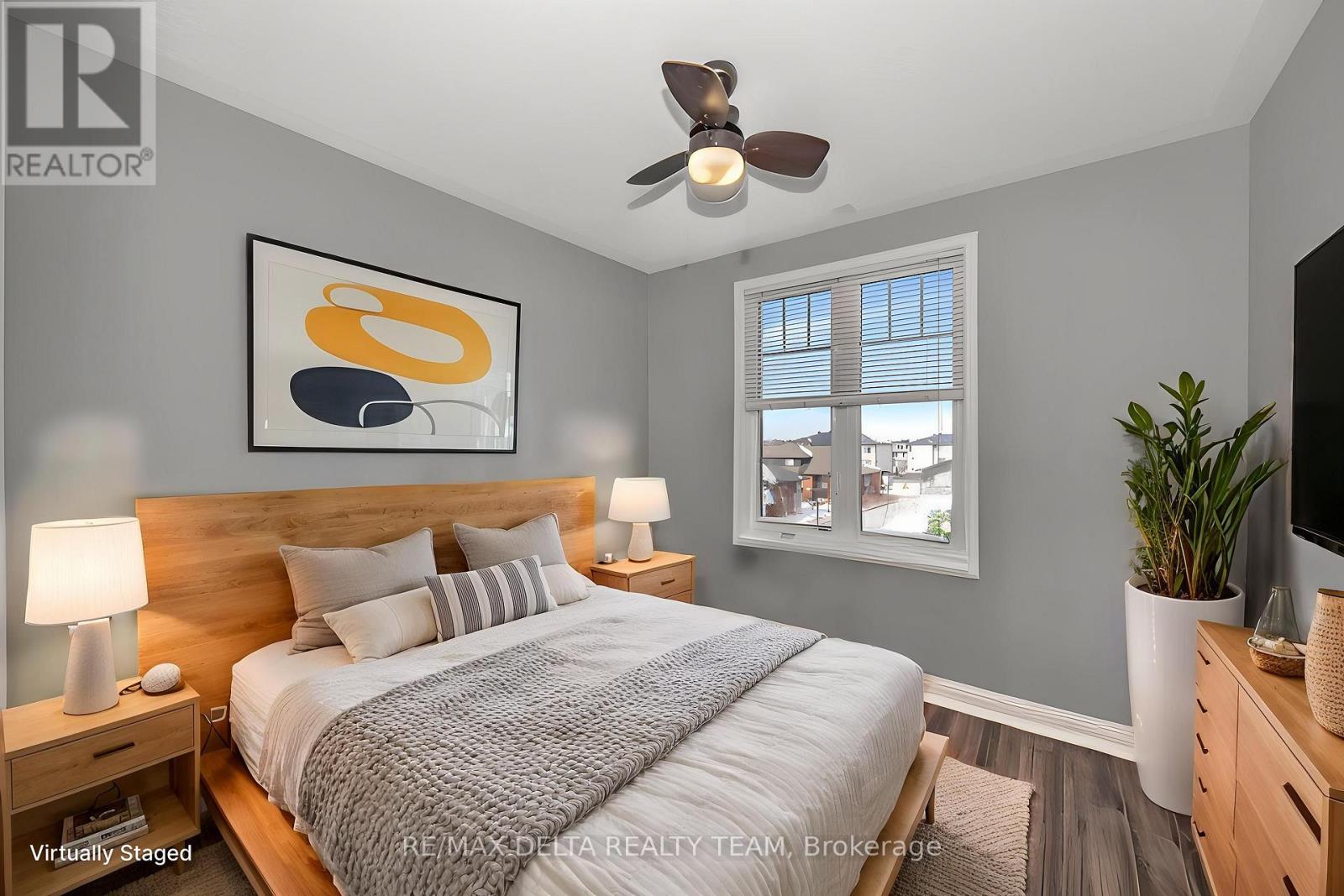 7 - 486 Via Verona Avenue