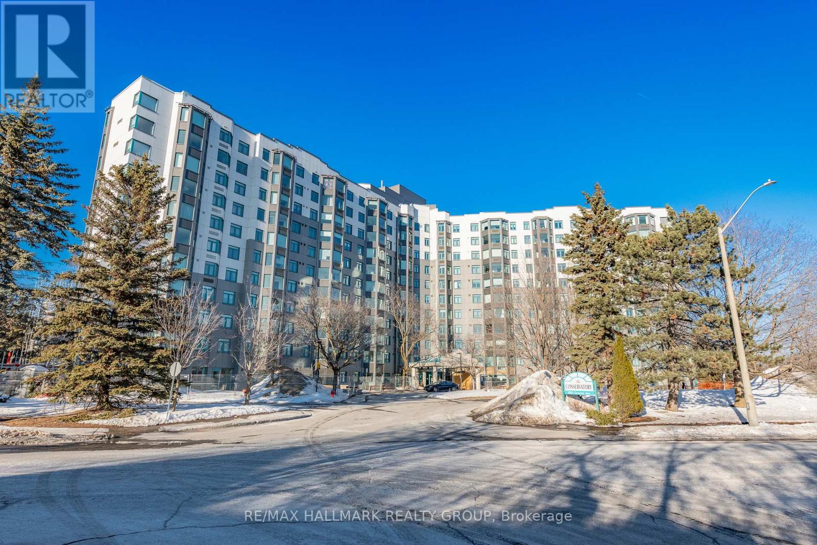 1009 - 1025 Grenon Avenue