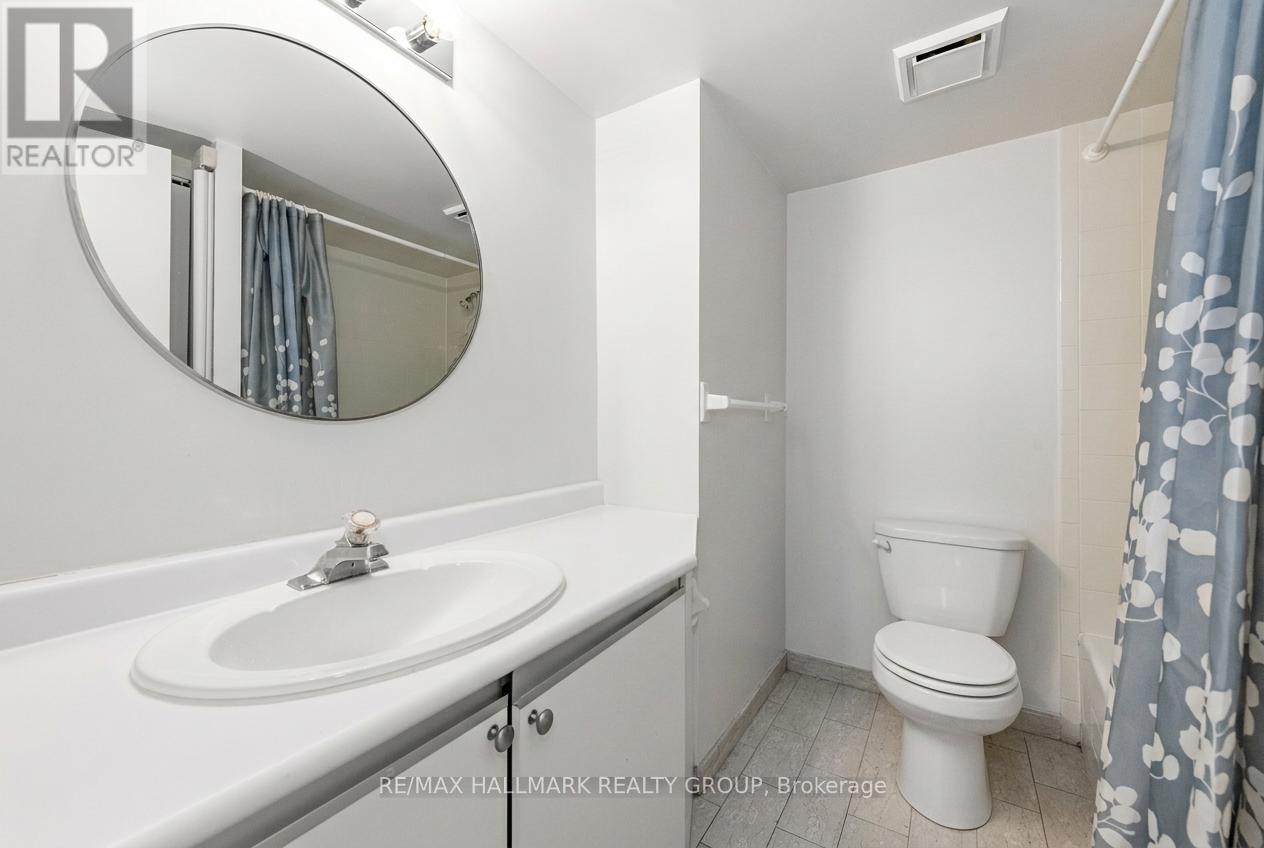 1009 - 1025 Grenon Avenue