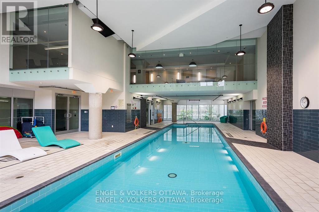 701 - 179 Metcalfe Street