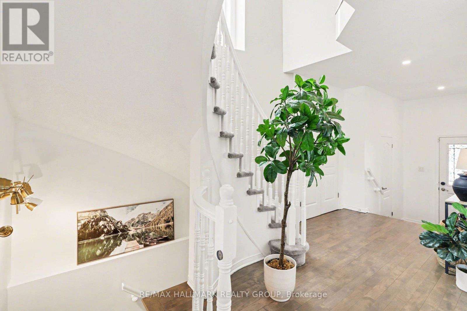 2229 Brockstone Crescent