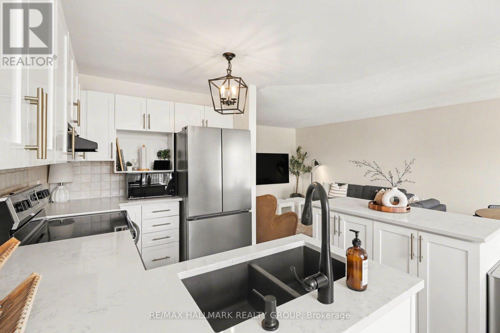 2229 Brockstone Crescent