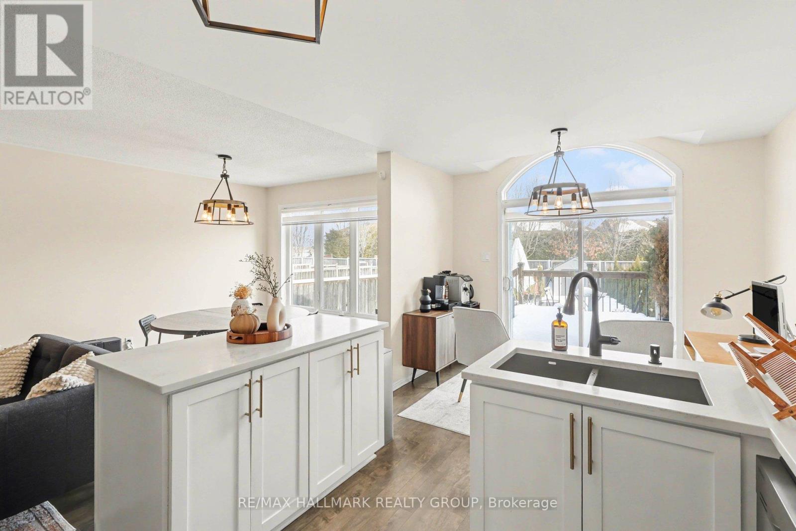 2229 Brockstone Crescent