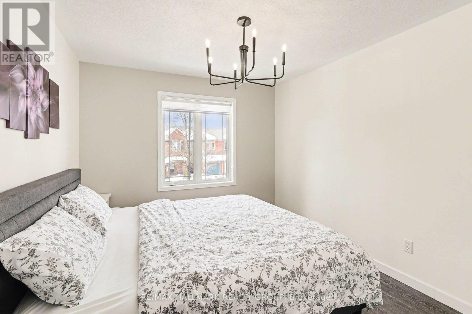 2229 Brockstone Crescent