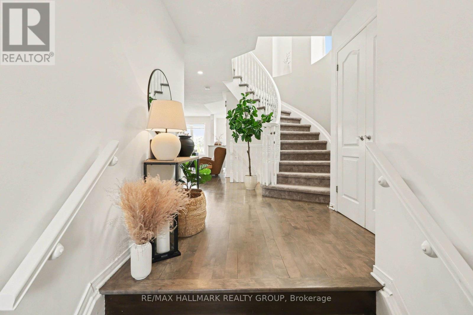 2229 Brockstone Crescent