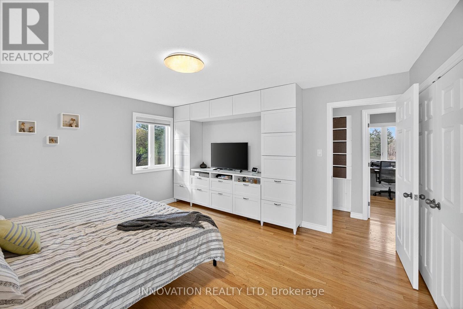 201 Greystone Crescent