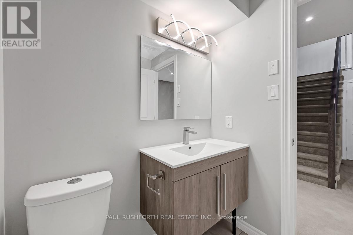 4958 Abbott Street E