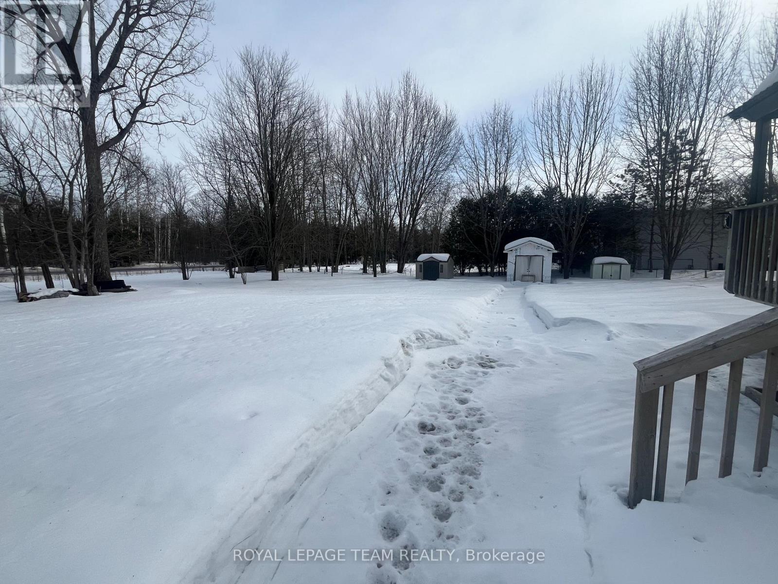 1115 Des Cerisiers Street