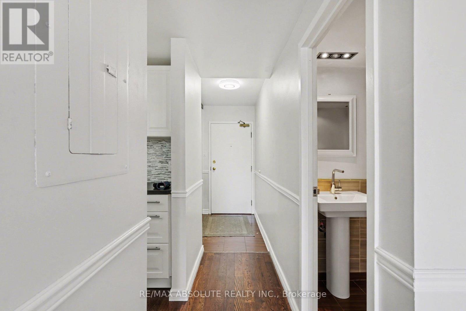 305 - 1177 Belanger Avenue